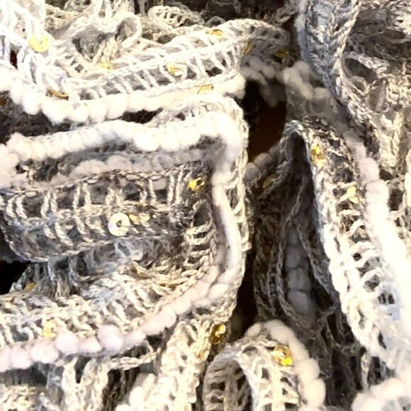 NEW Handmade knit ruffle scarf. - Picture 10 of 14